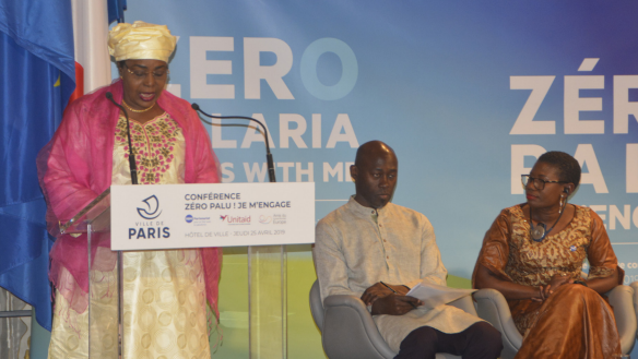 HOMMAGE À L’ANCIENNE 1ERE DAME HADJIA AÏSSATA ISSOUFOU MARRAINE DE LA LUTTE CONTRE LE PALUDISME